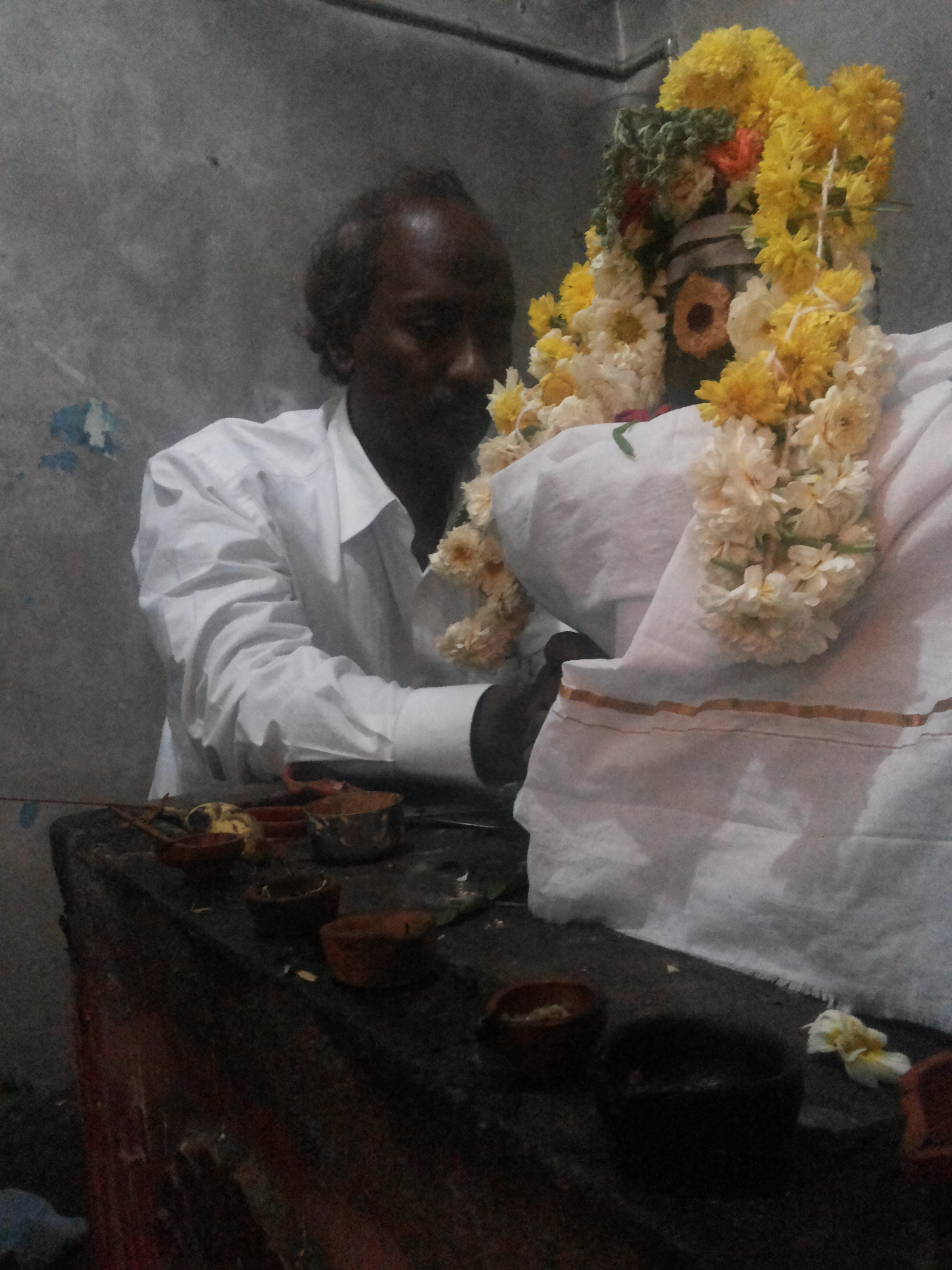 Enlightened master, Guruji Sundar with Mahan Sri Thadikara Swamigal